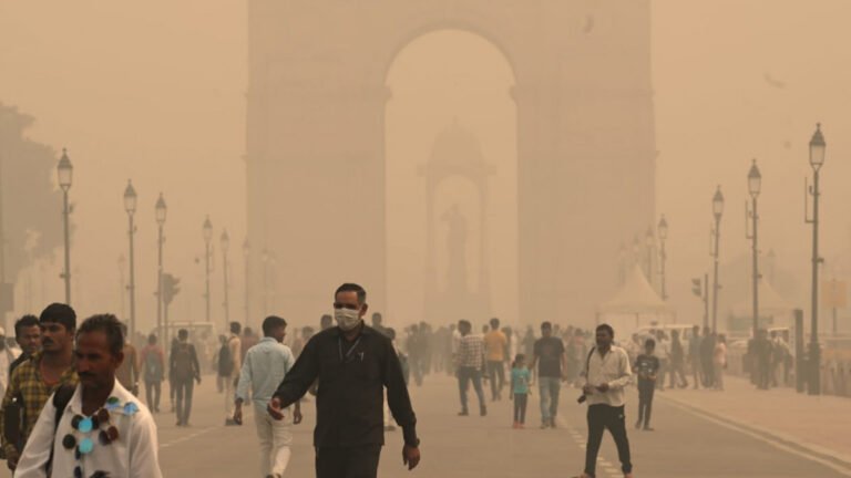 Delhi’s Air Quality Improves but Stays ‘Very Poor’; Season’s Lowest Temperature Recorded