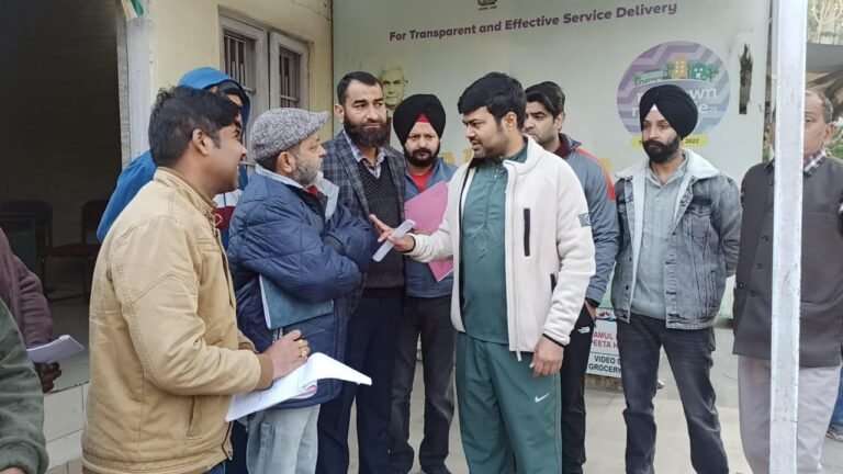 Commissioner JMC Conducts Sanitation Tour in Chhani, Stresses Attendance of Workers via App