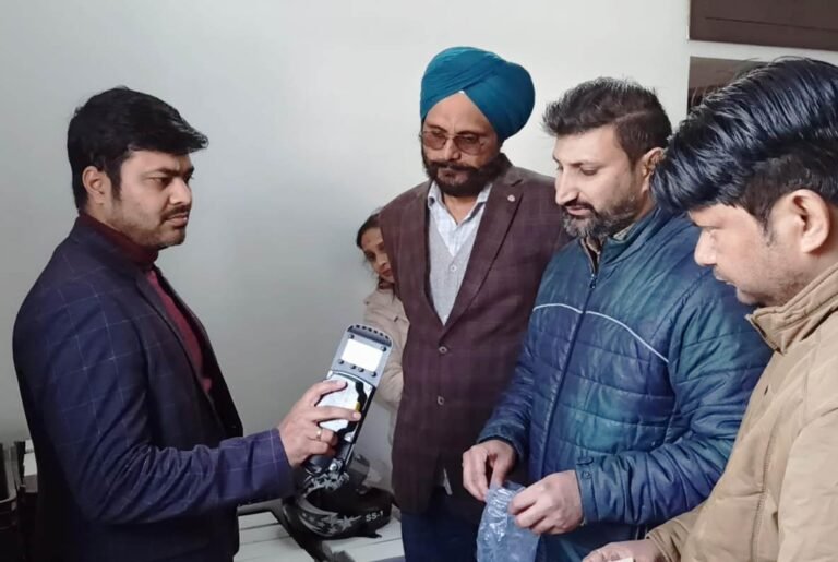 JMC Receives 4,570 Streetlights Through EESL