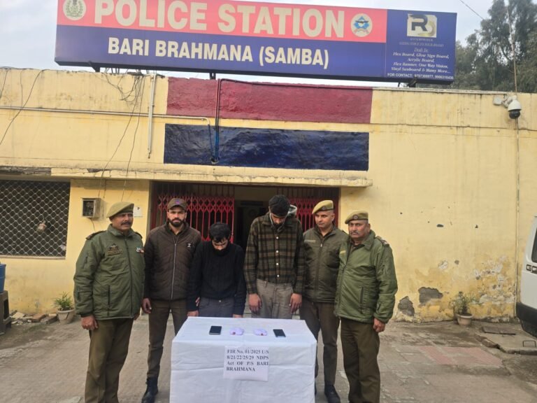 Police Arrest Two Drug Peddlers, Recover 29.78 Grams of Heroin