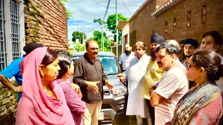 Raman Bhalla Visits Flood-Affected Areas of J&K, Demands Relief, Compensation and Accountability