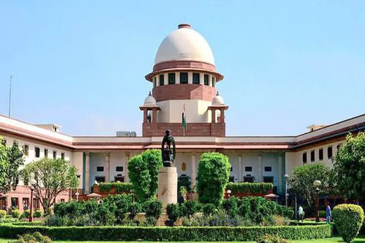 SC Gives Centre Four Weeks To Reply On Pleas Seeking Jammu And Kashmir Statehood